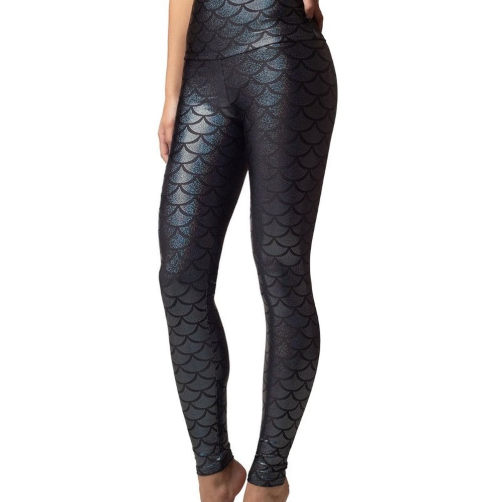 Emily Hsu Designs Metallic Black Scale Leggings